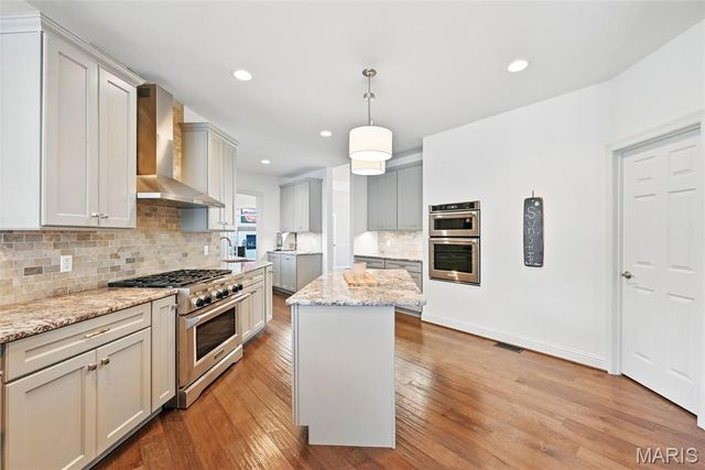 403 Chukker Valley, Ellisville, MO 63021