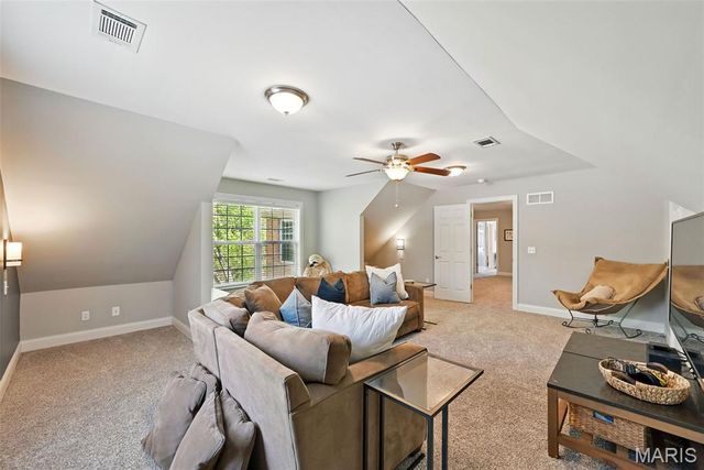 403 Chukker Valley, Ellisville, MO 63021