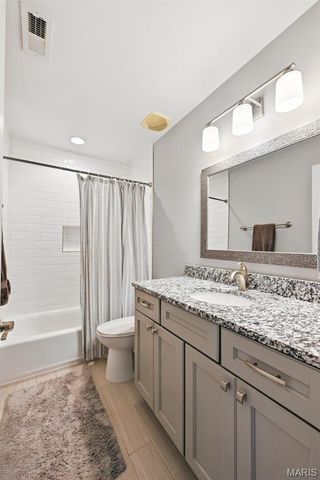 403 Chukker Valley, Ellisville, MO 63021