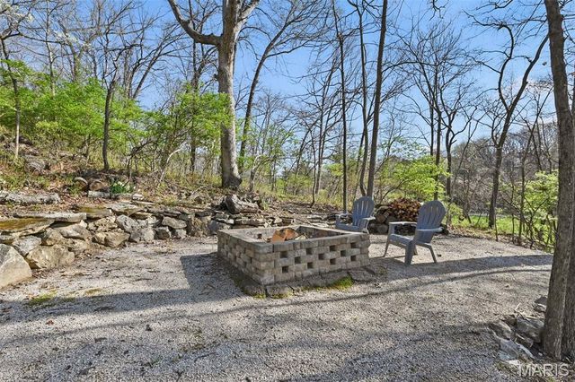 403 Chukker Valley, Ellisville, MO 63021