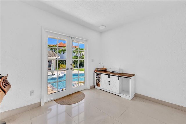 5901 SW 136th Street, Pinecrest, FL 33156