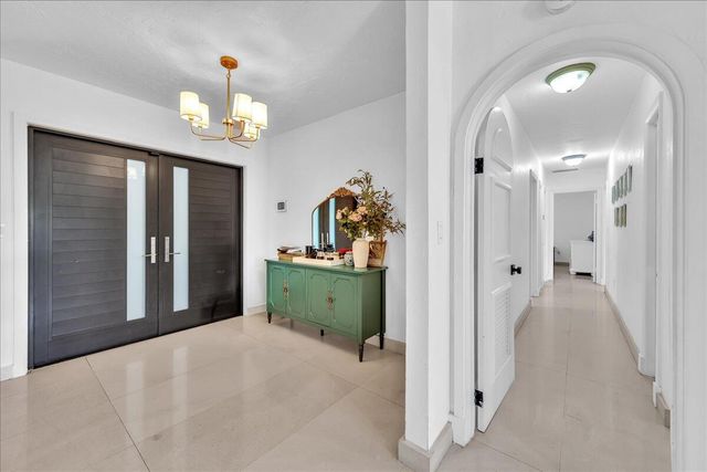 5901 SW 136th Street, Pinecrest, FL 33156