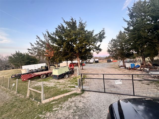 8041 Telegraph Road, Quinlan, TX 75474