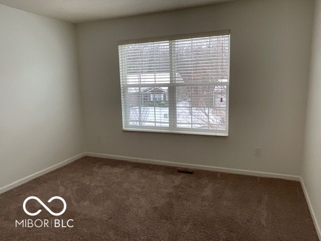 5573 Newport Avenue, Indianapolis, IN 46234