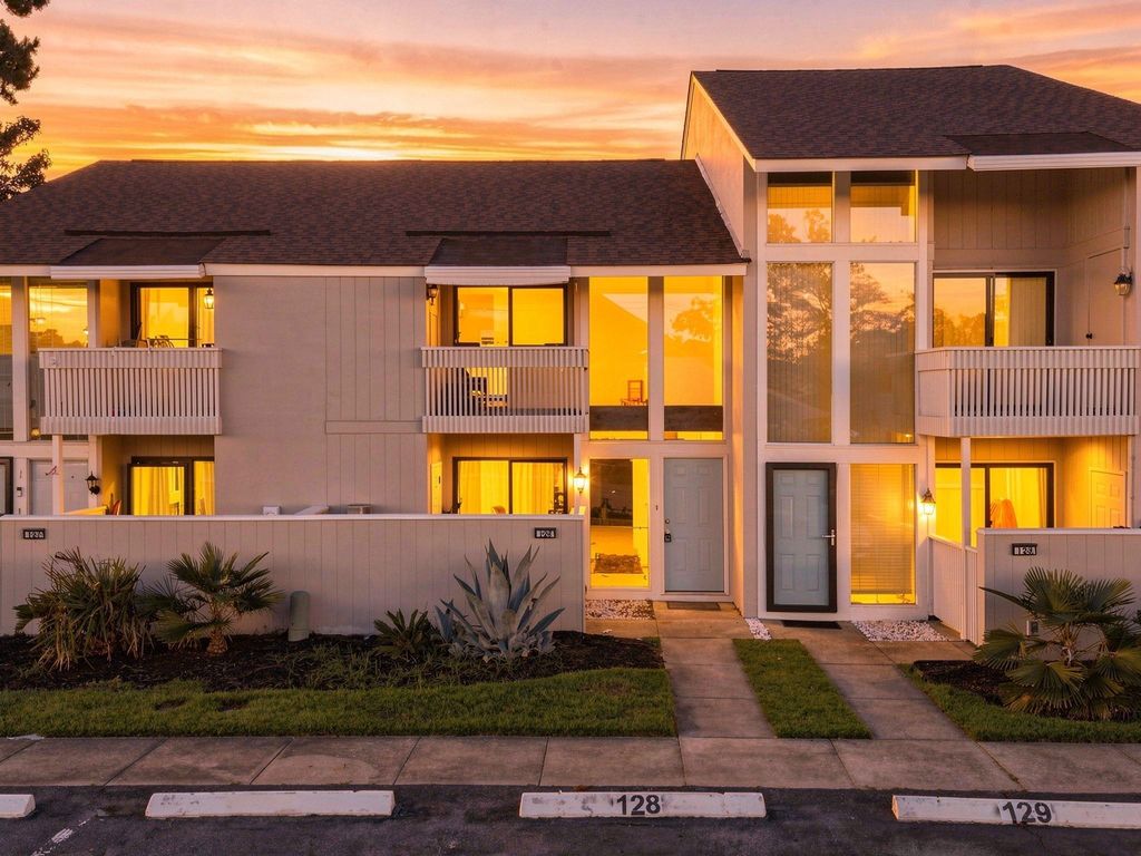 1000 11th Ave N Apt 128, North Myrtle Beach, SC 29582 — exterior