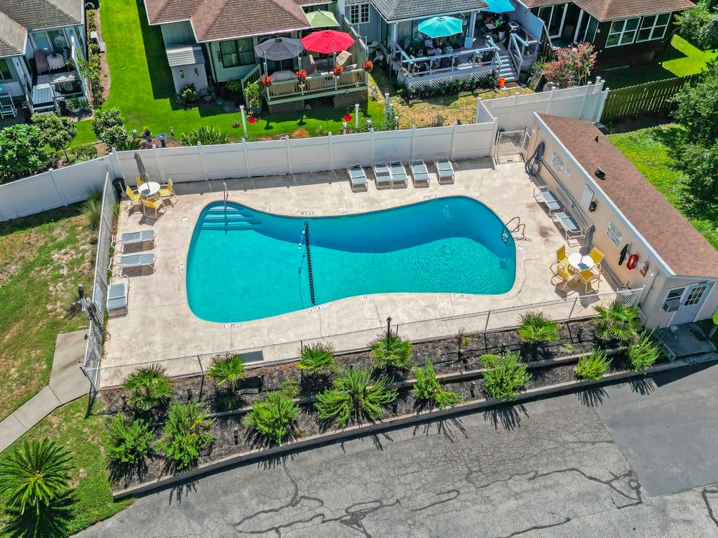 1000 11th Ave N Apt 128, North Myrtle Beach, SC 29582 — photo 2