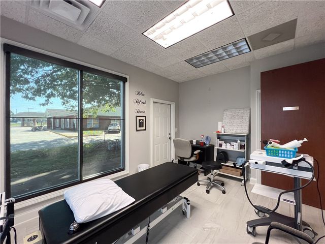 201 S 19th Street Suite A, Rogers, AR 72758