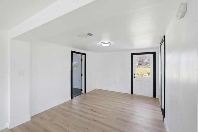 15080 Water Avenue, Visalia, CA 93292