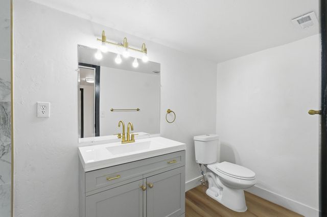 15080 Water Avenue, Visalia, CA 93292