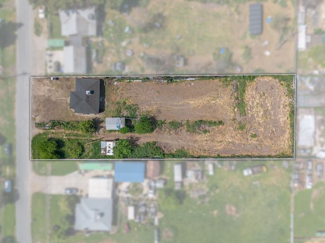 15080 Water Avenue, Visalia, CA 93292