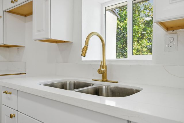 15080 Water Avenue, Visalia, CA 93292