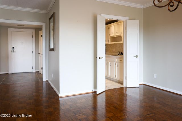 5100 US Hwy 42 1234, Louisville, KY 40241