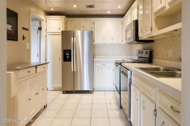 5100 US Hwy 42 1234, Louisville, KY 40241