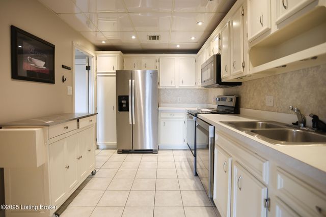 5100 US Hwy 42 1234, Louisville, KY 40241