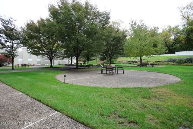 5100 US Hwy 42 1234, Louisville, KY 40241