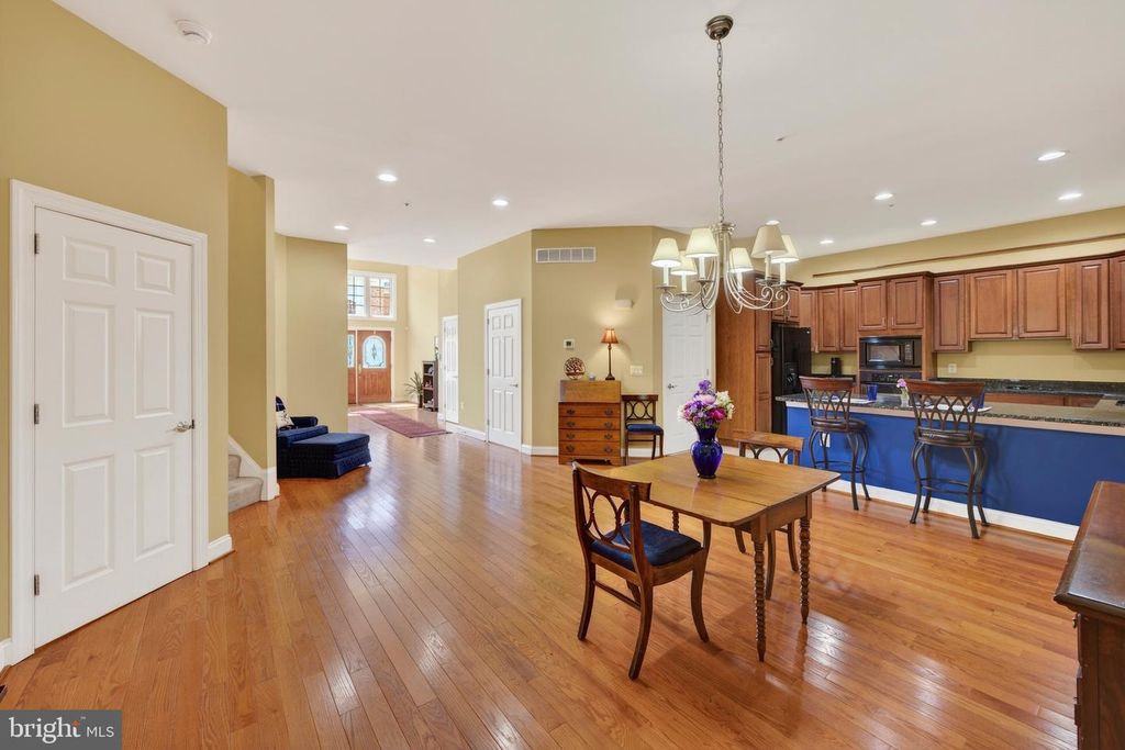 Image 15 of property listing at 10776 MCGREGOR DR, Columbia, MD 21044