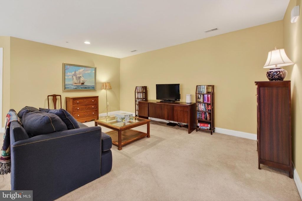 Image 33 of property listing at 10776 MCGREGOR DR, Columbia, MD 21044