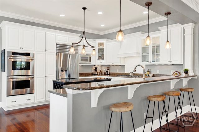 6 Turnbull Lane, Savannah, GA 31410