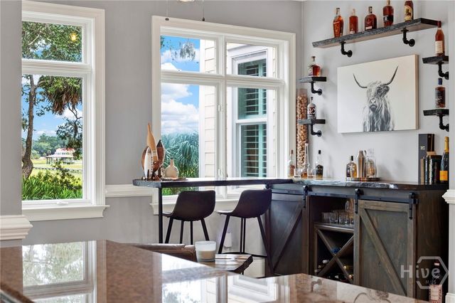 6 Turnbull Lane, Savannah, GA 31410