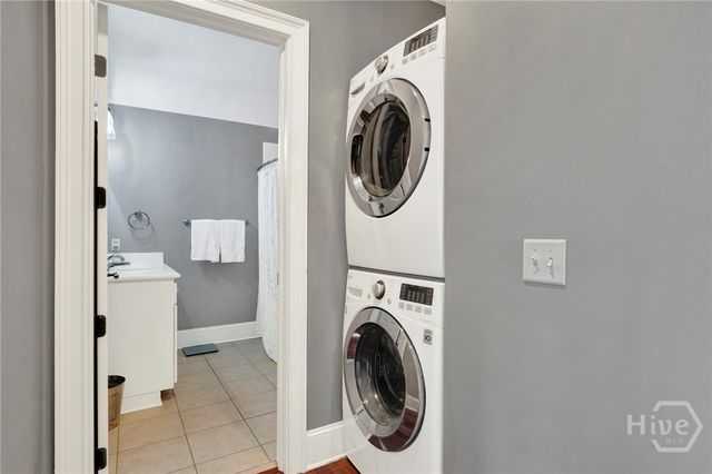 6 Turnbull Lane, Savannah, GA 31410