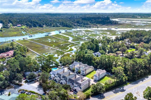 6 Turnbull Lane, Savannah, GA 31410