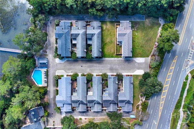 6 Turnbull Lane, Savannah, GA 31410