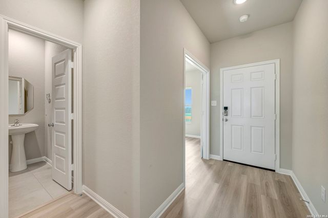 6212 Medina Oasis, San Antonio, TX 78245
