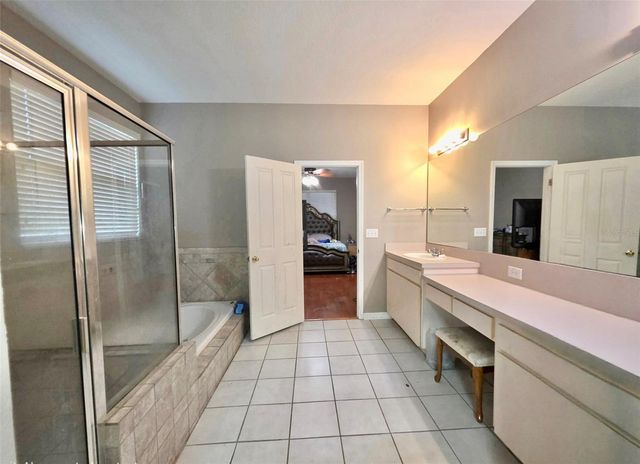 3806 TRIPLE JUMP STREET, Valrico, FL 33596