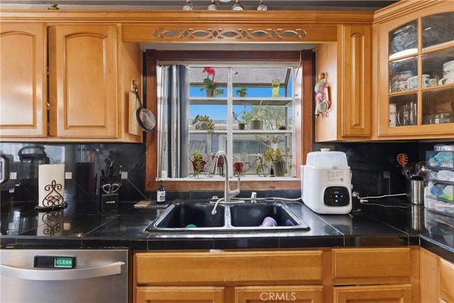 274 E 65th, Long Beach, CA 90805