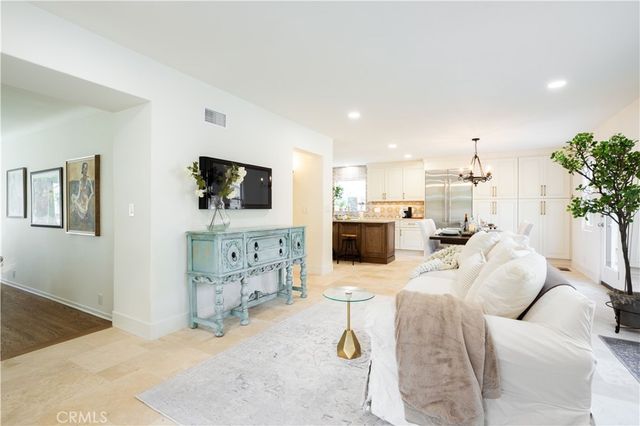 1299 Boston, Altadena, CA 91001