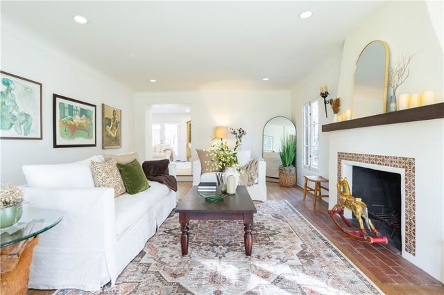 1299 Boston, Altadena, CA 91001