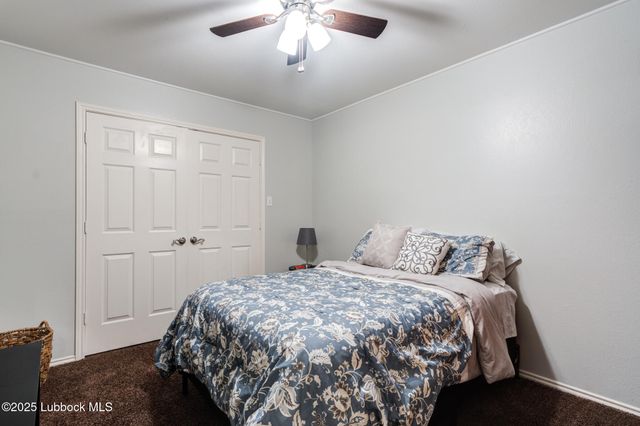 144 N Utica Avenue, Lubbock, TX 79416