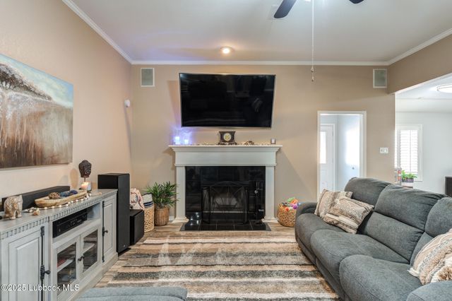 144 N Utica Avenue, Lubbock, TX 79416