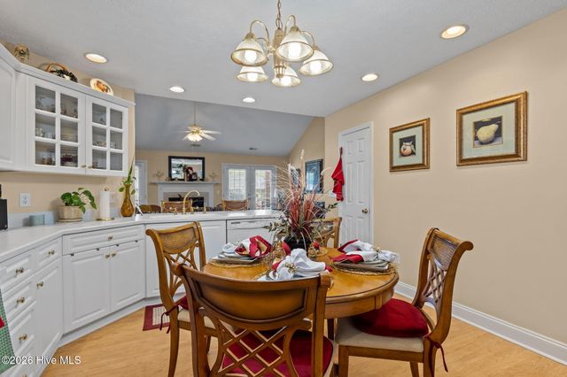 129 Hidden Pond Drive, New Bern, NC 28562