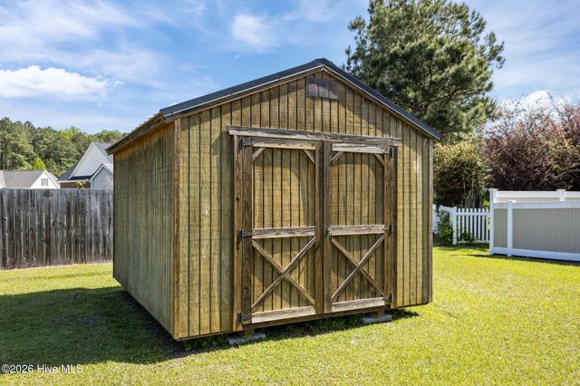 129 Hidden Pond Drive, New Bern, NC 28562