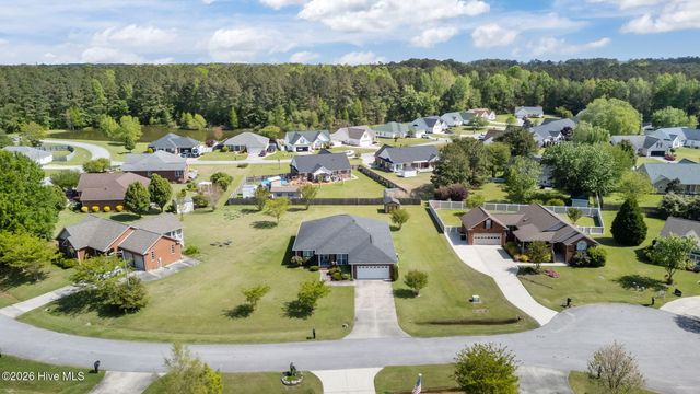 129 Hidden Pond Drive, New Bern, NC 28562