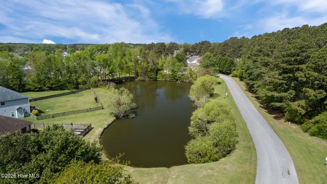 129 Hidden Pond Drive, New Bern, NC 28562