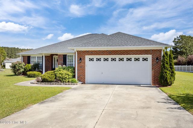 129 Hidden Pond Drive, New Bern, NC 28562