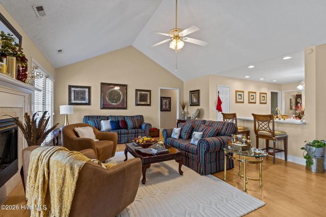 129 Hidden Pond Drive, New Bern, NC 28562