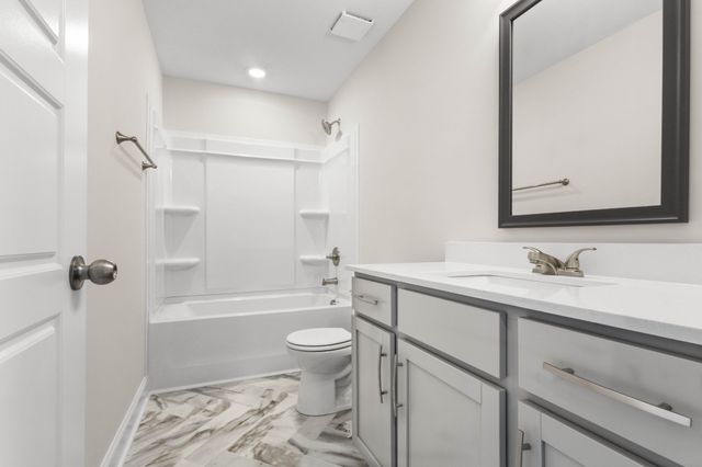 341 Galway Dr, Clarksville, TN 37042