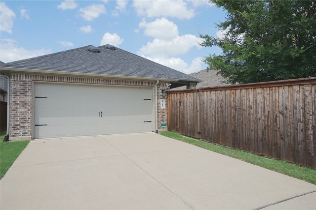 428 Gibbons Creek Trail, Mckinney, TX 75071