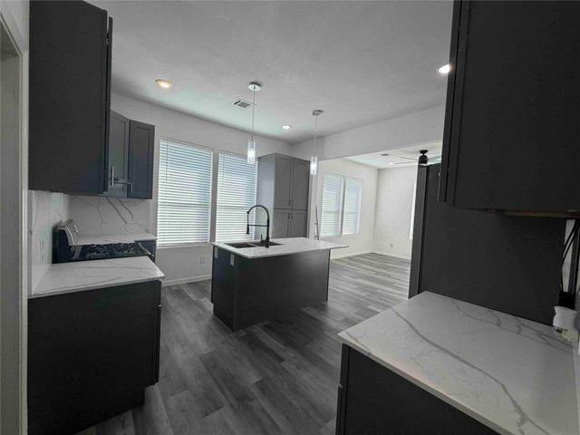 2404 Burkett Street, Houston, TX 77004