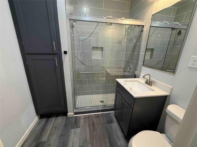 2404 Burkett Street, Houston, TX 77004