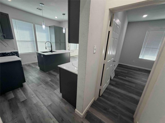 2404 Burkett Street, Houston, TX 77004