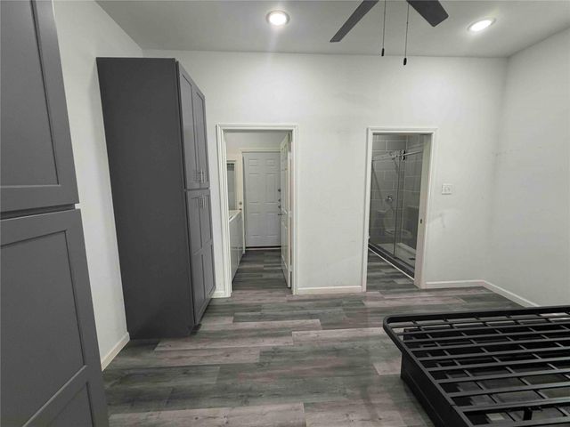 2404 Burkett Street, Houston, TX 77004