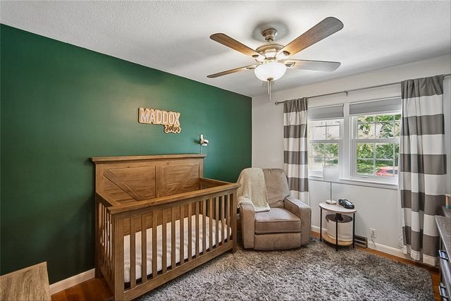 2710 48th Place, Des Moines, IA 50310
