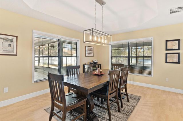 405 W MIRROR LAKE DRIVE, Fruitland Park, FL 34731