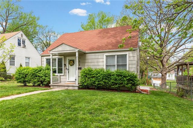 618 Dixie Street, Liberty, MO 64068