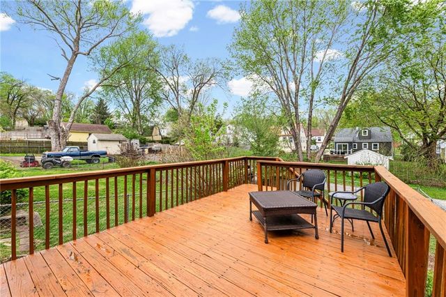 618 Dixie Street, Liberty, MO 64068