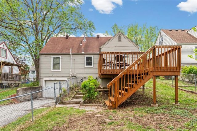 618 Dixie Street, Liberty, MO 64068